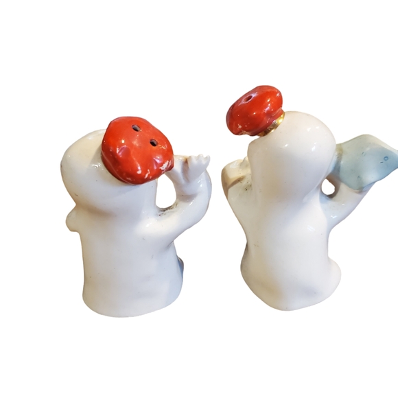Vintage silly ghost chef Salt and pepper shakers - Picture 2 of 3